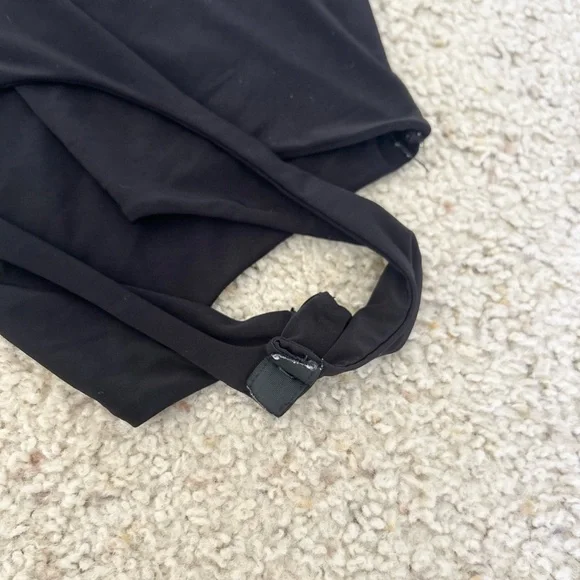 Nasty Gal Black One Shoulder Tank Bodysuit - Picture 4 of 4